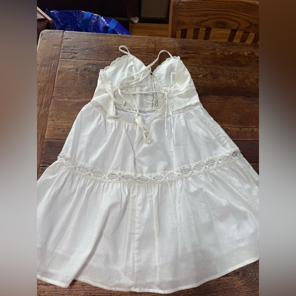 Francesca’s brand White Lace-Trim cottonDress women’s Large NWOT